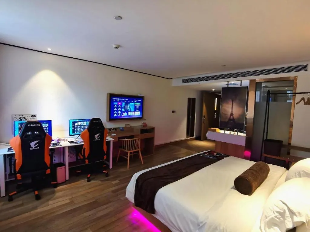 James Joyce Coffetel Zhengzhou Cbd Exhibition Center Provincial People'S Hospital Yanzhuang Hotel